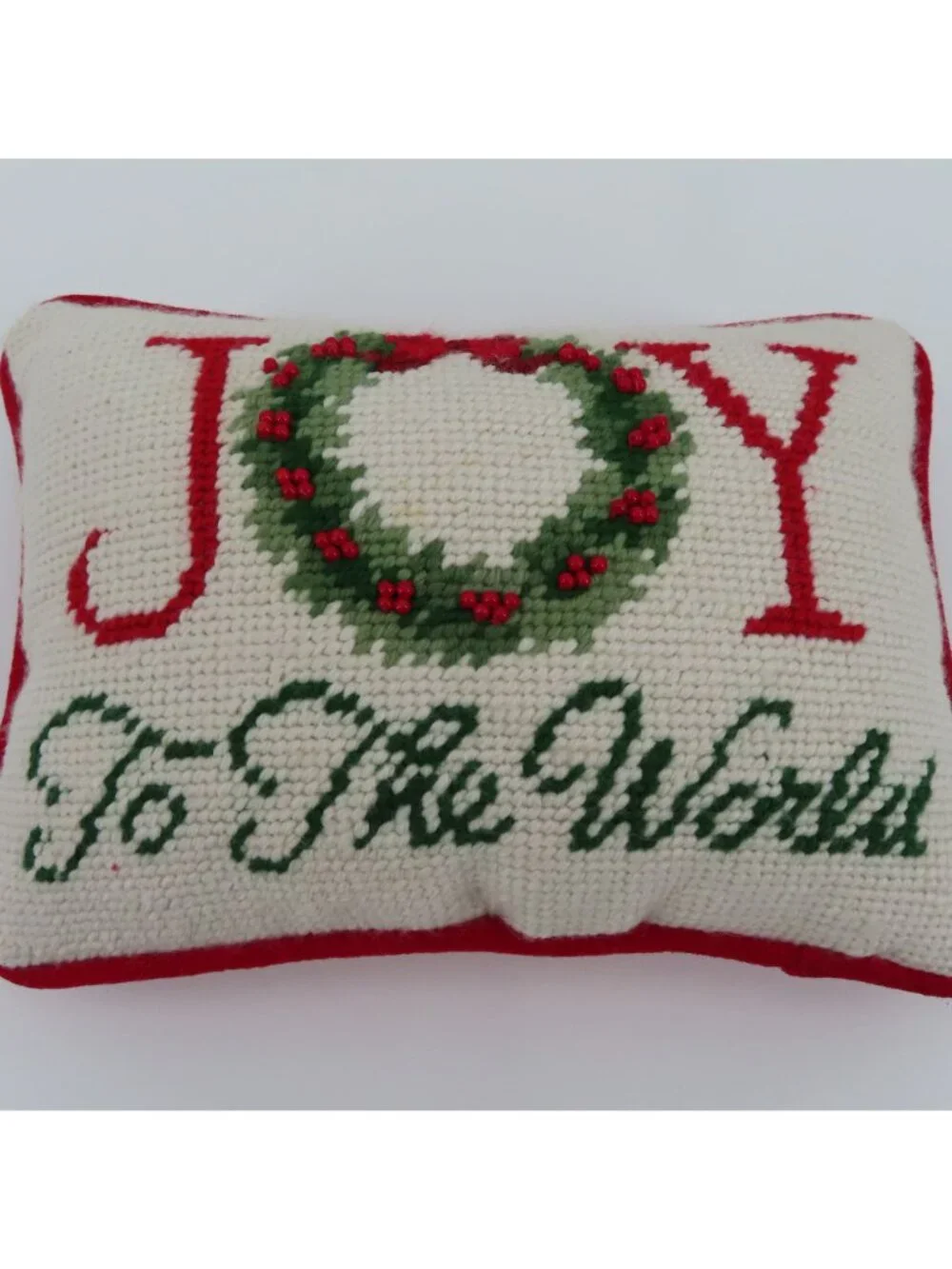 Joy To The World Needlepoint Pillow 8.5in x 6in Wreath Berries Christmas Holiday